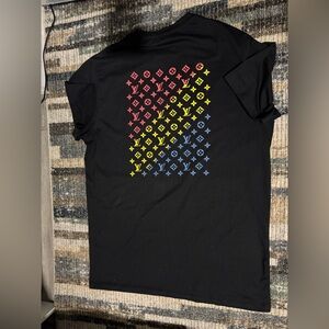 Louis Vuitton Multicolor Logo Men's Tee